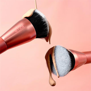 Real Techniques Pennello base tondo Glow — Pennello per fondotinta
