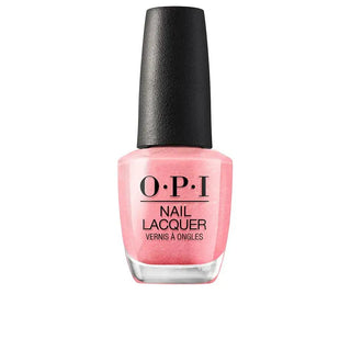 Vernis à ongles OPI Nail Lacquer, tient jusqu’à 7 jours. Les principesse commandent ! 15 ml 