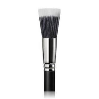 MAC 187s Duo Fibre Face Brush