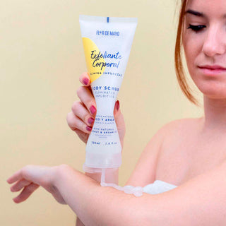Flor de mayo Scrub σώματος Argan και Καρύδα 230ml — Scrub σώματος