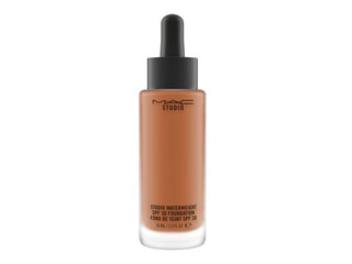 Mac cosmetics Studio Waterweight Fondotinta NW50 30 ml — Fondotinta liquido