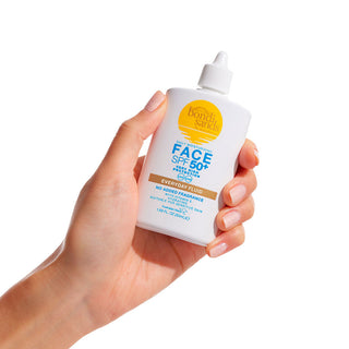 Bondi Sands Everyday Fluido viso Con Color Spf 50 50 ml — Fluido solare