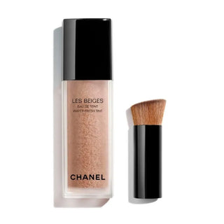 Chanel Les Beiges Eau de Teint Medium Chiaro 30 ml — Fondotinta