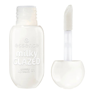 Essence Milky Glazed balsamo labbra Strawberry whip 02 — Balsamo labbra