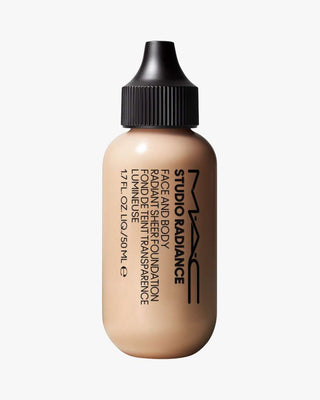 Mac Cosmetics Full Body Radiance C3 — Fondotinta