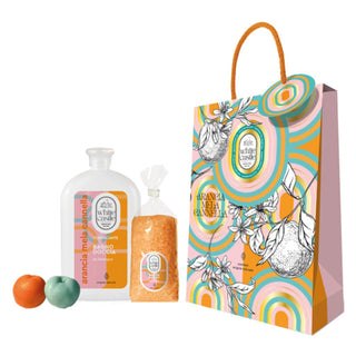 White Castle Cofanetto arancia, mela e cannella bagno doccia 400 ml + sali da bagno 270 g — Kylpypakkaus