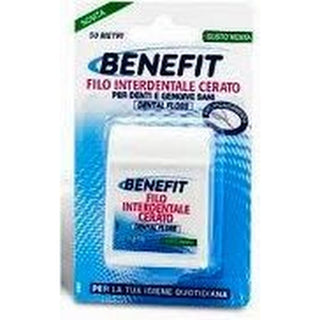 Benefit Fil dentaire ciré parfumé à la menthe Benefit 50 mètres 