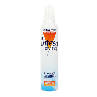 Intesa Spuma Styling Per Capelli Forte Allestratto Di Ortica E Pantenolo 300 Ml