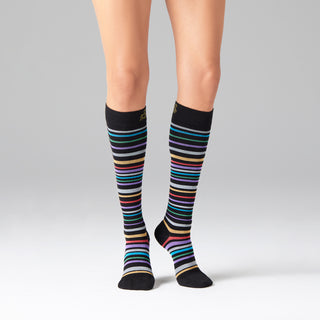 Solidea Stripe Game Andromeda Gambaletti Compressione Graduata 15-21 mmHg 2-M Nero, Giallo, Rosso, Grigio, Verde, Viola — Kompressionsstrømper med gradueret tryk