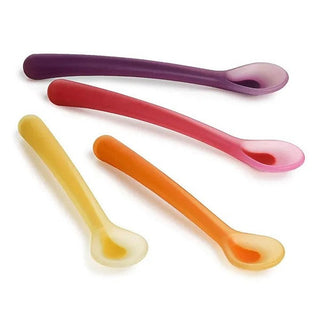 Suavinex Cucchiaio in silicone — Accessorio svezzamento