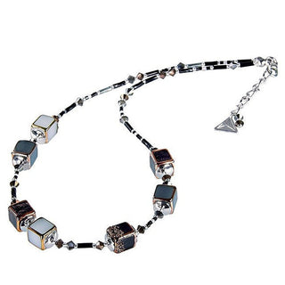 Lampglas Elegante Collier Clear Night réalisé avec des perles Lampglas Ncu25 