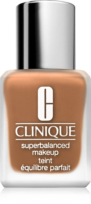 Clinique Superbalanced fondotinta delicato effetto seta colore WN 114 dorato 30 ml
