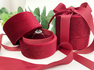 Jk Box Boîte cadeau rouge pour bague avec ruban Ltr-3/P/A7 