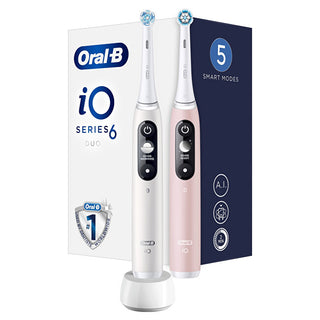 Oral B Spazzolino Elettrico Io6 Series Duo Pack Bianco/Rosa Sabbia Manico Extra 2 Pezzi