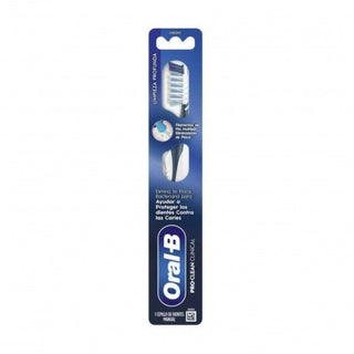 Oral-B Spazzolino Pro-Clean Clinical Pulizia Profonda