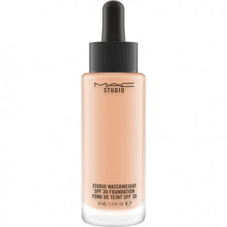 Mac Cosmetics Studio Waterweight make-up nw18:13 