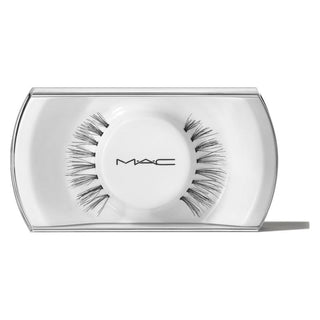 Mac Cosmetics 81 Ciglia Charmer — Ciglia finte