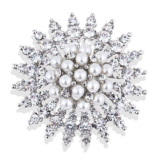 Troli Glitzernde Brosche mit Kristallen und Kunstperlen Silber 