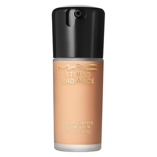 Mac Studio Radiance Serum Powered Foundation – Feuchtigkeitsspendendes Make-up, 30 ml, NW30