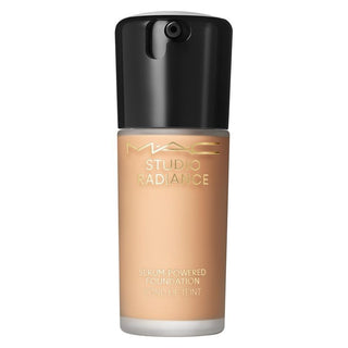 Mac Studio Radiance Serum Powered Foundation – Feuchtigkeitsspendendes Make-up, 30 ml, C4.5