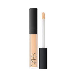 NARS Strahlender, aufhellender Concealer in Cremefarbe BROWN GLACÉ, 6 ml