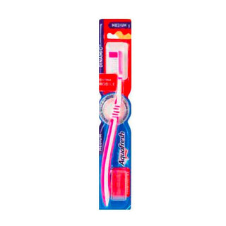 Aquafresh Spazzolino Da Denti Dynamic Flex Setole Medie — Spazzolino da denti