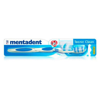 Mentadent Tecnic tannbørste Clean Medium med børstehodebeskytter 