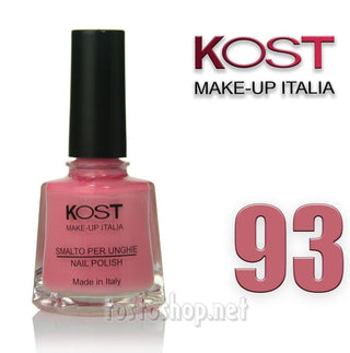 El esmalte de uñas Kost Make Up 93 