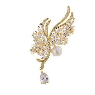 Troli Broche luxueuse plaquée or avec cristaux et perle Una Or 