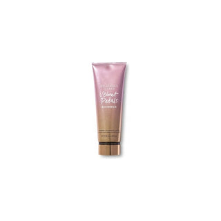 Victoria´s secret Velvet Petals Shimmer Lozione corpo 236ml